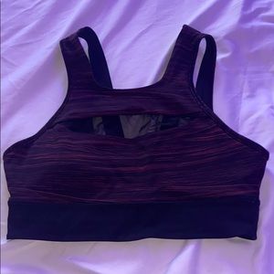Lululemon sports bra